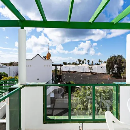 Guasimeta Duplex - Pool & Balcony